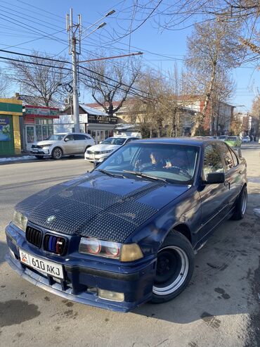 BMW: BMW 3 series: 1993 г., 1.6 л, Механика, Бензин, Седан