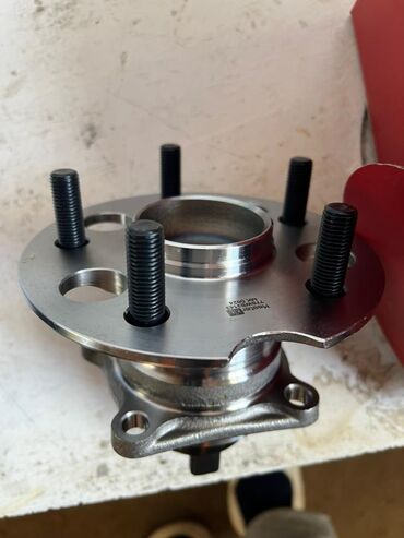 мтз передный мост: Ступица колеса в сборе MasterKit - Производитель: MasterKit -