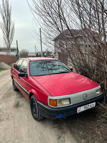 Volkswagen: Volkswagen Passat CC: 1988 г., 1.8 л, Механика, Бензин, Седан