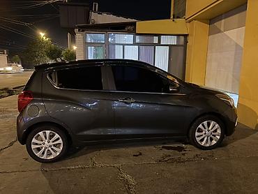 sonata d8: Chevrolet Spark: 2017 г., 0.1 л, Автомат, Бензин, Хэтчбэк — 2