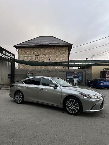 80 б4: Lexus ES: 2019 г., 2.5 л, Автомат, Бензин, Седан — 3