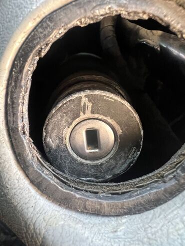 Аварийное вскрытие замков: Изготовление ключей восстановление чип ключей ремонт замка зажигания — 14