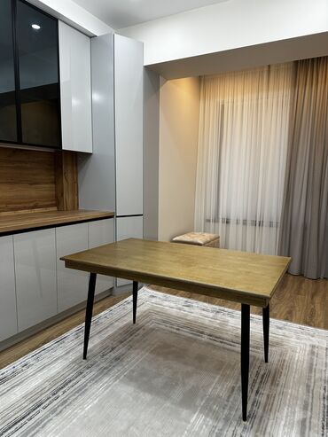 стол для кухню: Кухонный Стол, цвет - Коричневый, Новый