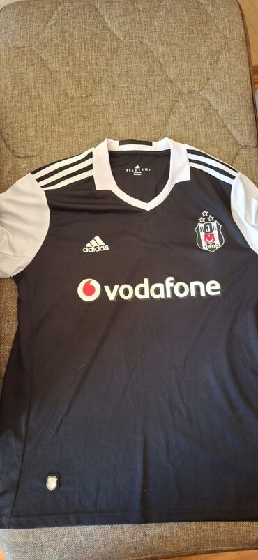 İdman formaları: 100faiz original Adidas Beşiktaş formasıdır, Türkiyə