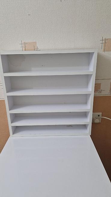 drnaq masası: Dırnaq masası satılır kreslo və aparatlarla birlikdə. Çox az istifadə — 4