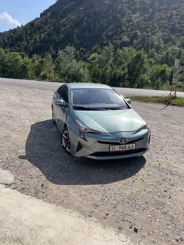 грузак 100: Toyota Prius: 2016 г., 1.8 л, Вариатор, Бензин, Хэтчбэк