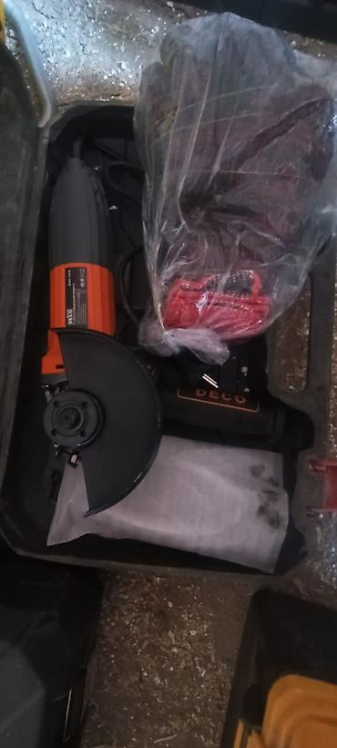 Наборы электроинструментов: Продам инструмент за всё прошу 20000 ящик подарок внутри три молоток — 2