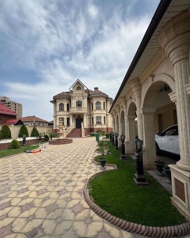 сдаётся частный дом бишкеке: 600 м², 8 комнат, Утепленный, Теплый пол, Бронированные двери