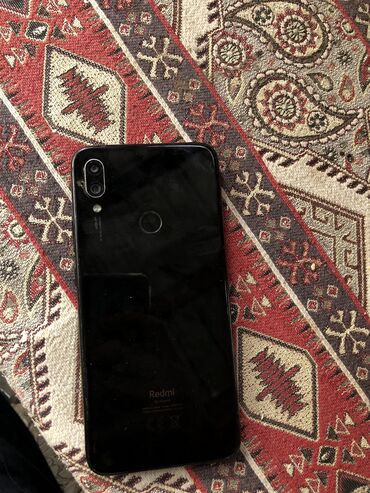 redmi not 13: Redmi not 7 128 yadaş ram4 qiymet 90 az reyal alcıya endırım olacaq