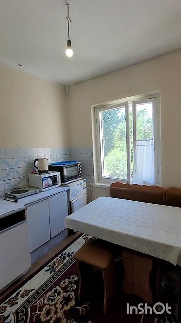 комнаты иссык: 61 м², Без мебели — 4