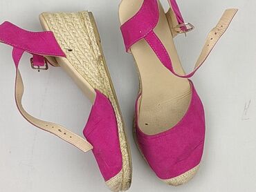 buty sandały na koturnie ccc: Sandals for women, size 37, condition - Good