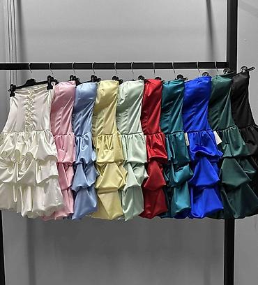 Haljine: 🔥Kratka svečana haljina bez bretela od satena
✅3200 din — 12