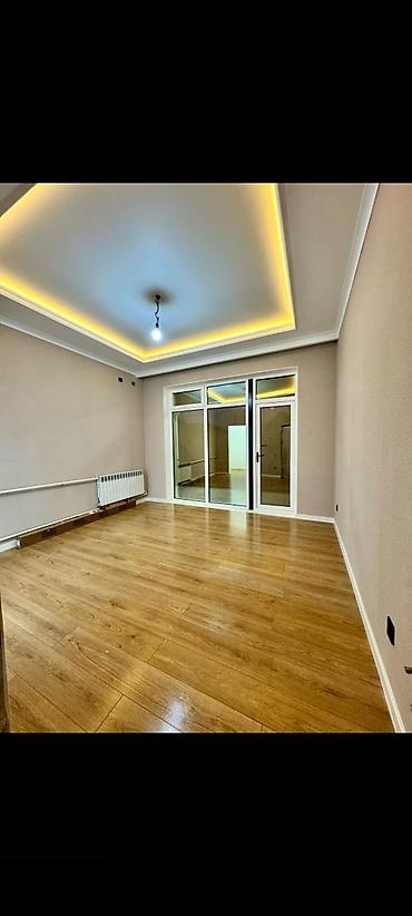 Продажа коттеджей и домов: 🏡 ПРОДАЁТСЯ ДОМ 📍 Район: Ак-Орго 2 ж/м 🏠 Комнаты: 6 📐 Площадь дома — 7