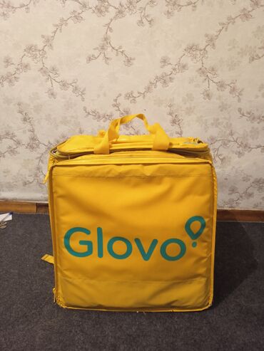 оборудование для печенье: Продается термо сумки от Glovo и Яндекс состояние хорошее.Цена Glovo