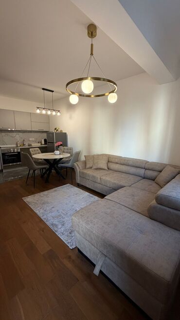 Stan na dan: 1 soba — 10