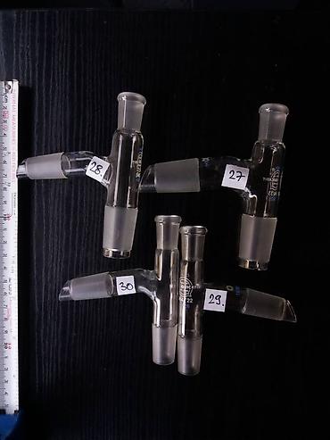 Staro posuđe i escajg: Laboratorijsko staklo . Adapteri konektori — 12