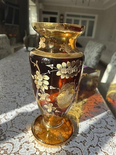 balba gulu: Bir vaza, Bogem şüşəsi — 3