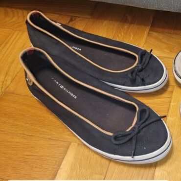 balenciaga muske baletanke: Ballet shoes, Tommy Hilfiger, 39 at lalafo.rs balenciaga muske baletanke: Ballet shoes, Tommy Hilfiger, 39