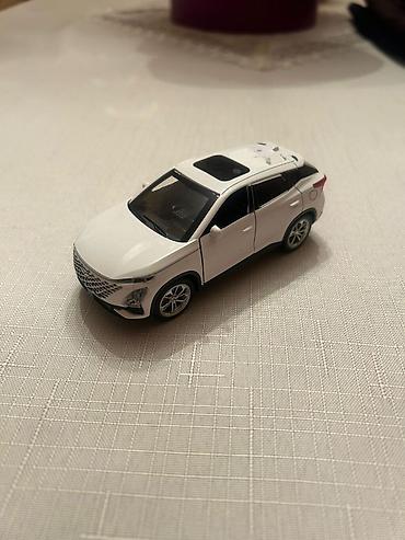nerf satisi: Metall miniatür sedan avtomobil modeli - Material: metal gövdə — 4