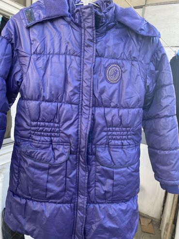 детские вещи на 9 лет: Armani ideal vəziyyətdə kurtka . 9- 11yaş arası. İçi isti astar