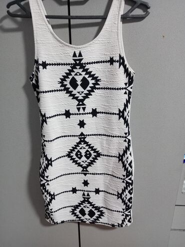 žipon za haljinu: H&M haljina uz telo. Jednom nošena