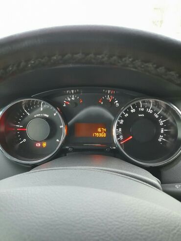 Peugeot: Peugeot 5008: 2 l. | 2016 έ. 180000 km. Βαν/Μίνιβαν — 11