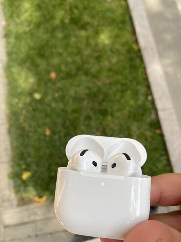 Qulaqcıqlar: İşlənmiş Simsiz (Bluetooth) Qulaqcıqlar, Apple, rəng - Ağ