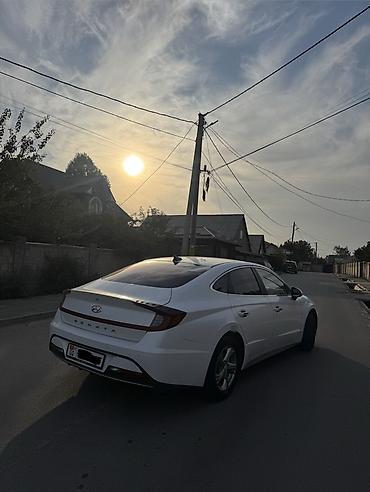highlander hybrid: Hyundai Sonata: 2019 г., 2 л, Автомат, Газ, Седан — 4