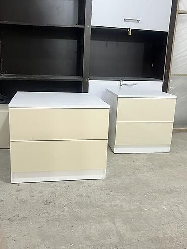 Minimalist dizaynda 2 ədəd şkaf-tumba dəsti. - Rəng: krem gövdə, ağ