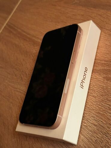 Digər Avtomobillər: IPhone 13, Çəhrayı