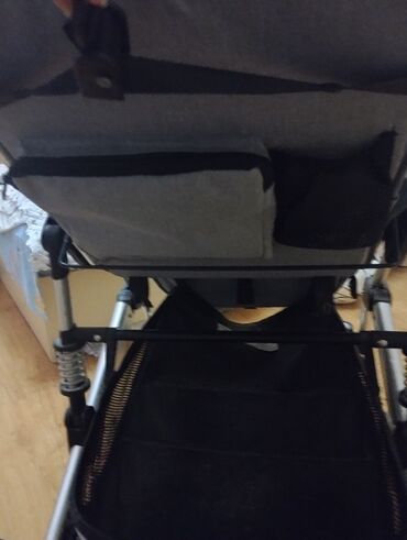 Araba-beşiklər: Çıxarıla bilən beşikli araba, İşlənmiş, Cins: Oğlan — 20