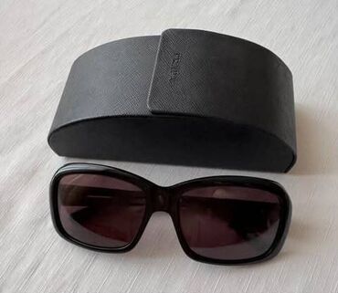 Eynəklər: Gün eynəyi, Prada, Yeni