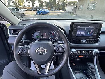 x 5: Toyota RAV4: 2022 г., 2.5 л, Автомат, Гибрид, Кроссовер — 9
