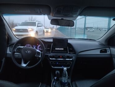 Hyundai: Hyundai Sonata: 2019 г., 2 л, Автомат, Газ, Седан — 8