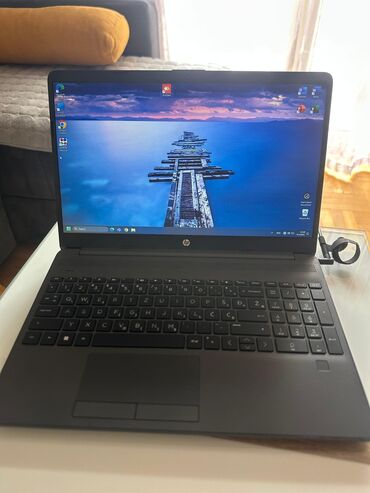 HP: 15.6 " — 2