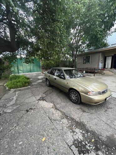 дверь нексия 1: Daewoo Nexia: 2006 г., 1.5 л, Механика, Бензин, Седан