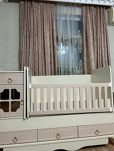 Manejlər: Oğlan və qız üçün, İşlənmiş, Beşik, Matras ilə, Yellənmə mexanizmi ilə — 1