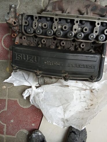 Sbor motorlar və silindr başlıqları: ISUZU dizel mühərriki üçün komple silindr başlığı və əlavə hissələr - — 9
