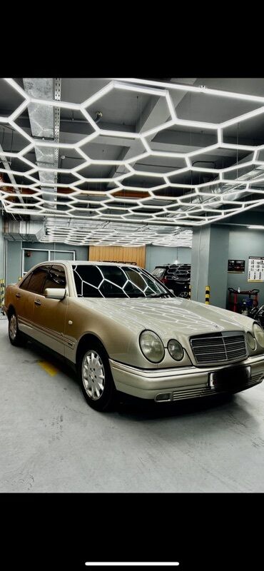 запорожец машина: Mercedes-Benz E-Class: 1998 г., 2.4 л, Автомат, Бензин, Седан