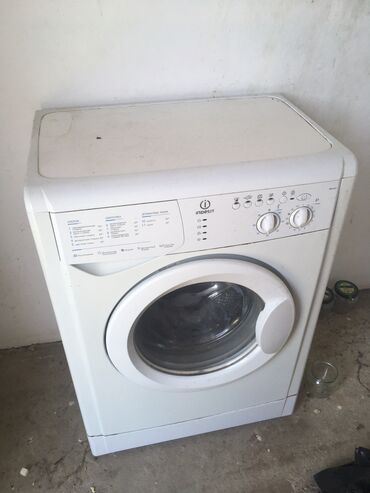 продается стиральная машина: Продаю стиральную машину 2000 сом почивник чачырап кеткен 1000 сомго