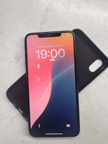 айфон xc: IPhone Xs Max, Б/у, 64 ГБ, Черный, Чехол, 80 %
