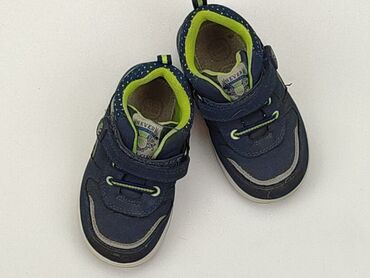 buty sportowe dla niemowląt: Buty sportowe 22, Używany