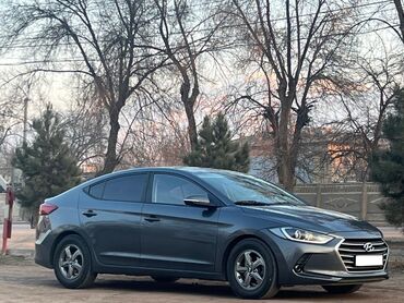 бу чехлы: Hyundai Avante: 2018 г., 1.6 л, Газ, Седан