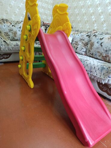 детская водная горка: Uşaq üçün sürüşkən. çox möhkəmdir