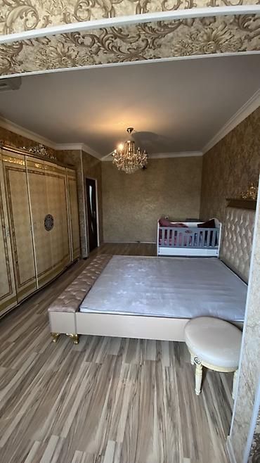 Köhnə tikili: Satılır: 2 otaqlı mənzil (şəkillərdə göstərilən) Xüsusiyyətlər: - — 2