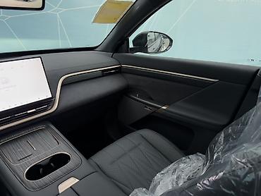 Dongfeng: Dongfeng : 2025 г., 1.5 л, Автомат, Электромобиль, Кроссовер — 12