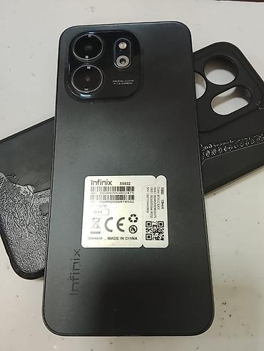 nokia 8 3: Смартфон Infinix smart 9 На фото представлен телефон в тёмно-зелёном — 3