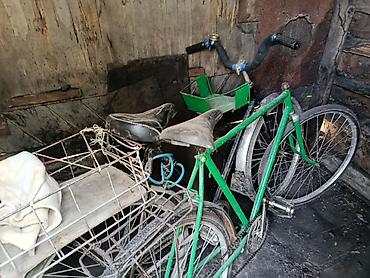 Продаю две велосипеда один рабочим состояние.второй ремонт надо.цена
