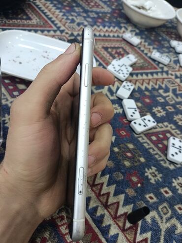 Apple iPhone: IPhone 11, 64 GB, Ağ, Face ID — 2