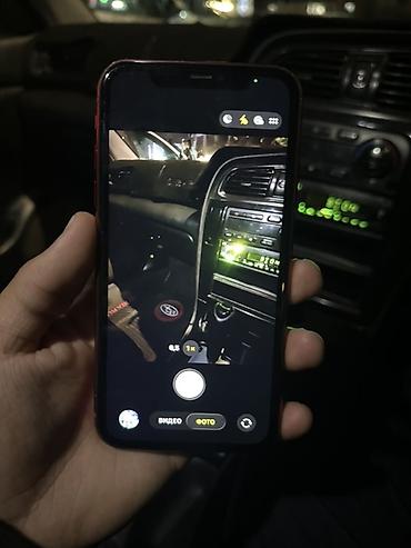 IPhone 11, Б/у, 128 ГБ, Красный, 73 %